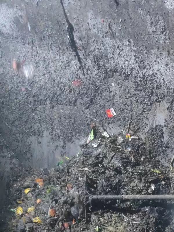 衢江污水池清理